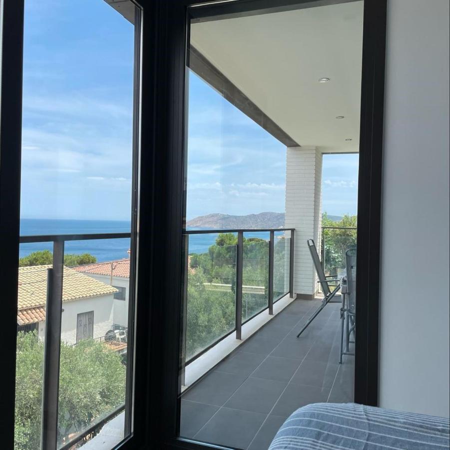 Apartment Sea View Llanca Luaran gambar
