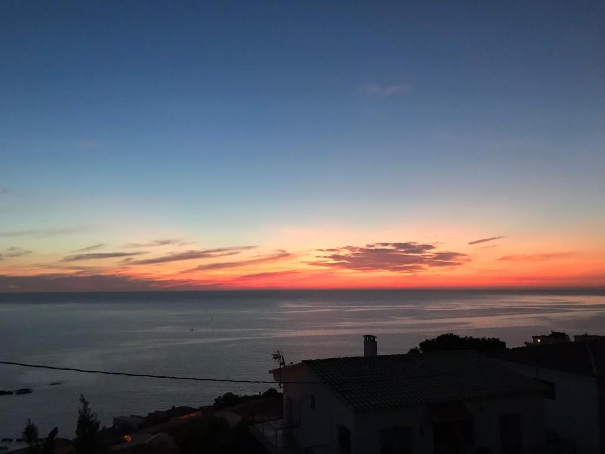 Apartment Sea View Llanca Luaran gambar